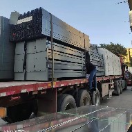 深圳抗疫刻不容緩，旭東鋼構(gòu)-鋼結(jié)構(gòu)a款圍擋持續(xù)發(fā)貨中